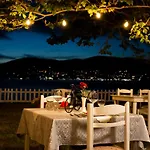 Hotel Ocean & Fron Agency