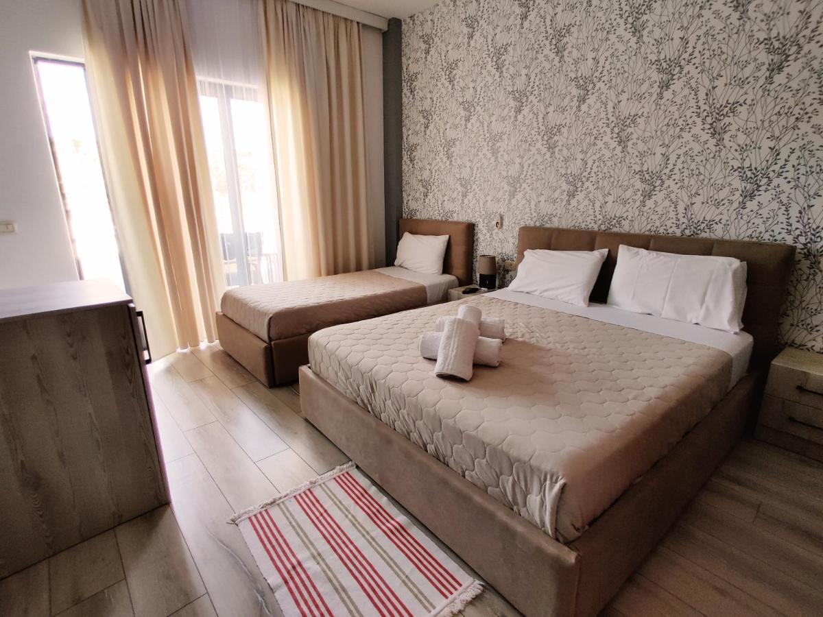 Ocean & Fron Agency 3* Saranda